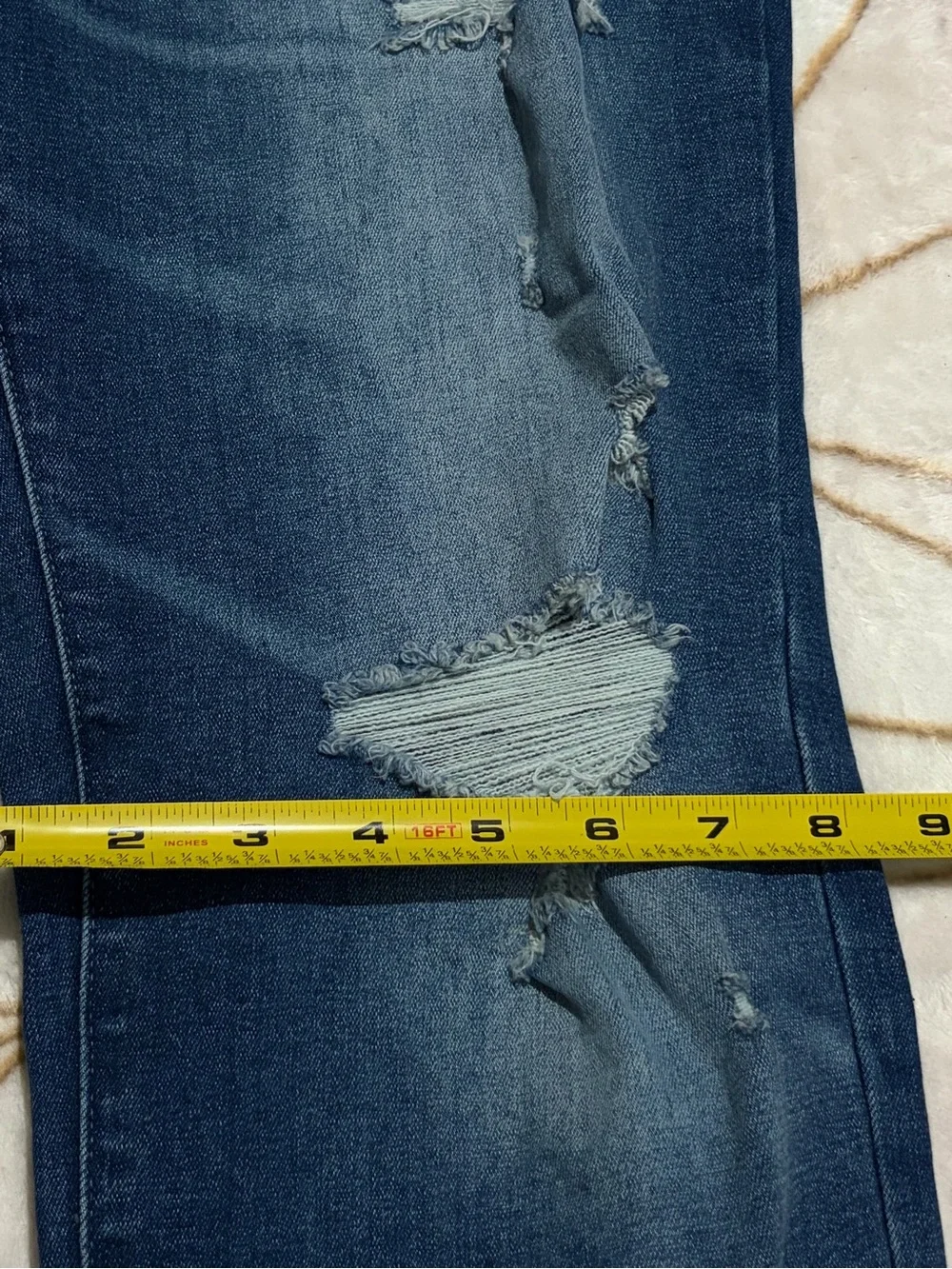 PacSun Women's Distressed Skinny Jeans in Dark Blue Wash